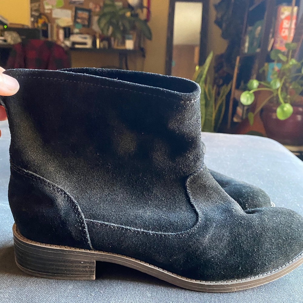 MIA SUEDE BOOTIE
